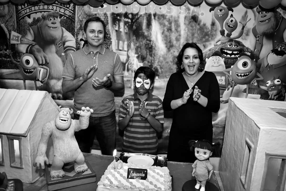 hora do parabéns no buffet fábrica da alegria morumbi,são paulo