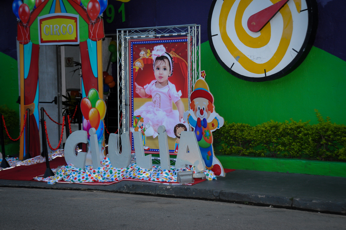 banner iluminado da Giulia no buffet fábrica da alegria, osasco, sp