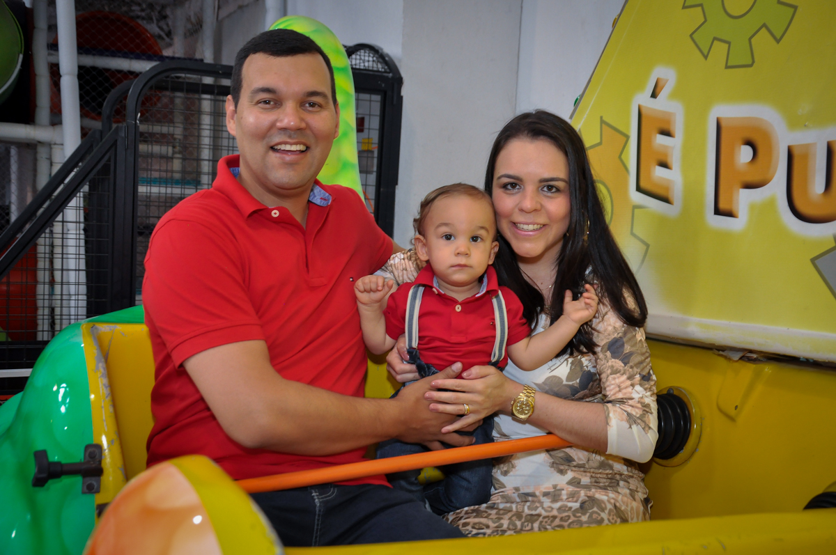 A diversão agora é no barco vicky no Buffet Fábrica da Alegria, Osasco, festa do Levi 1 aninho, tema da festa Bob zoom