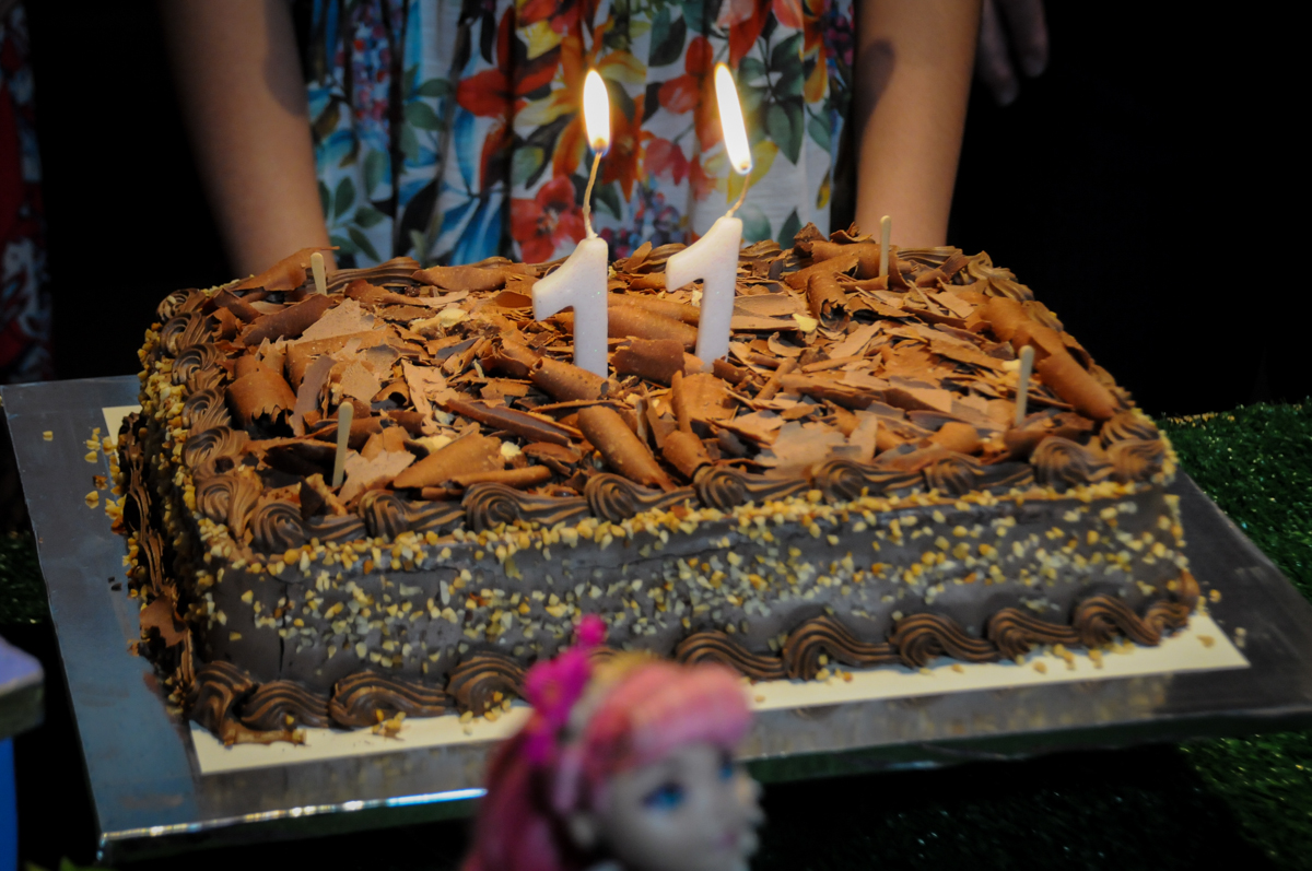 bolo der aniversário no Buffet Max Mania, Panambi, Sp, tema da festa Monster High