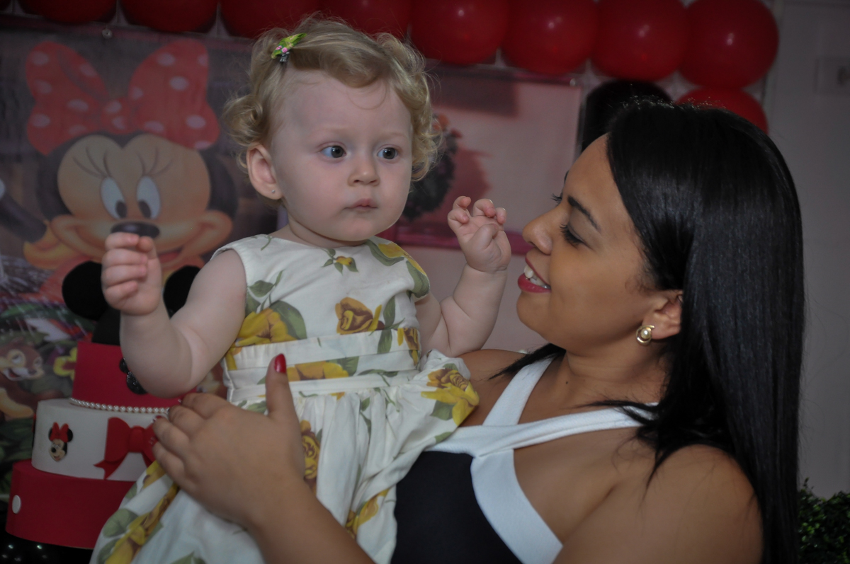 mais colinho na Festa de Maria Eduarda 1 aninho, tema minie vermelha, Buffet Mundo Kids, Osasco São Paulo