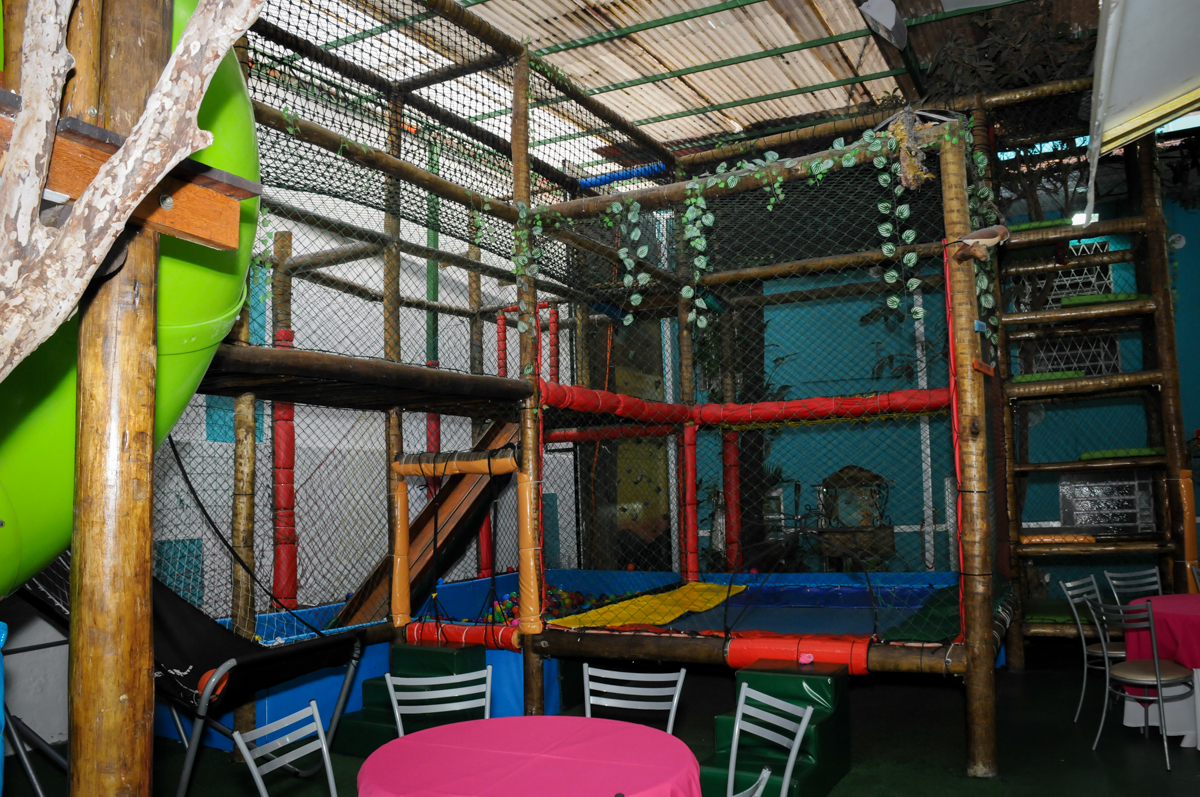 área dos brinquedos no Buffet A turma do Haroldo, Higienópolis, SP festa infantil Beatriz e Marina 6 anos