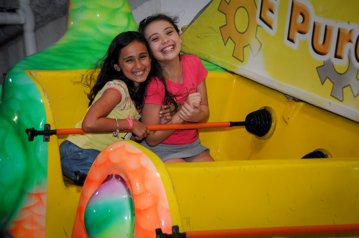 muita bagunca no barco vick no Buffet Fabrica da Alegria, Osaco, SP aniversario infantil, Natalia 4 anos, tema da festa Frozen