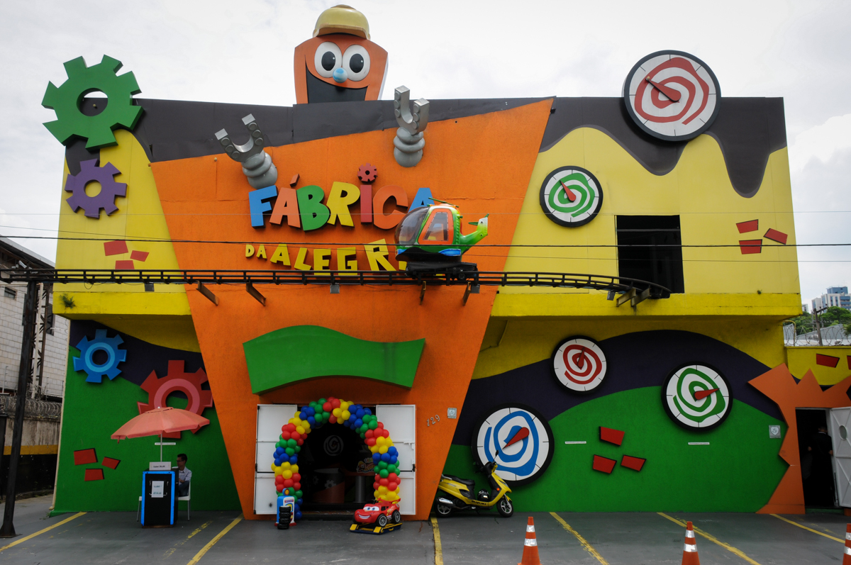 Buffet Fábrica da Alegria, Morumbi, SP. festa infantil, Samuel 4 anos, tema Carros