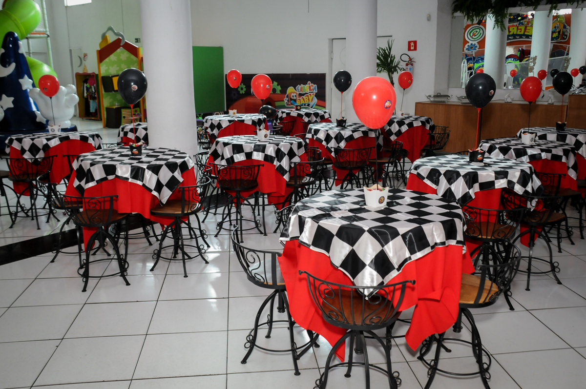 salão decorado no Buffet Fábrica da Alegria, Morumbi, SP. festa infantil, Samuel 4 anos, tema Carros