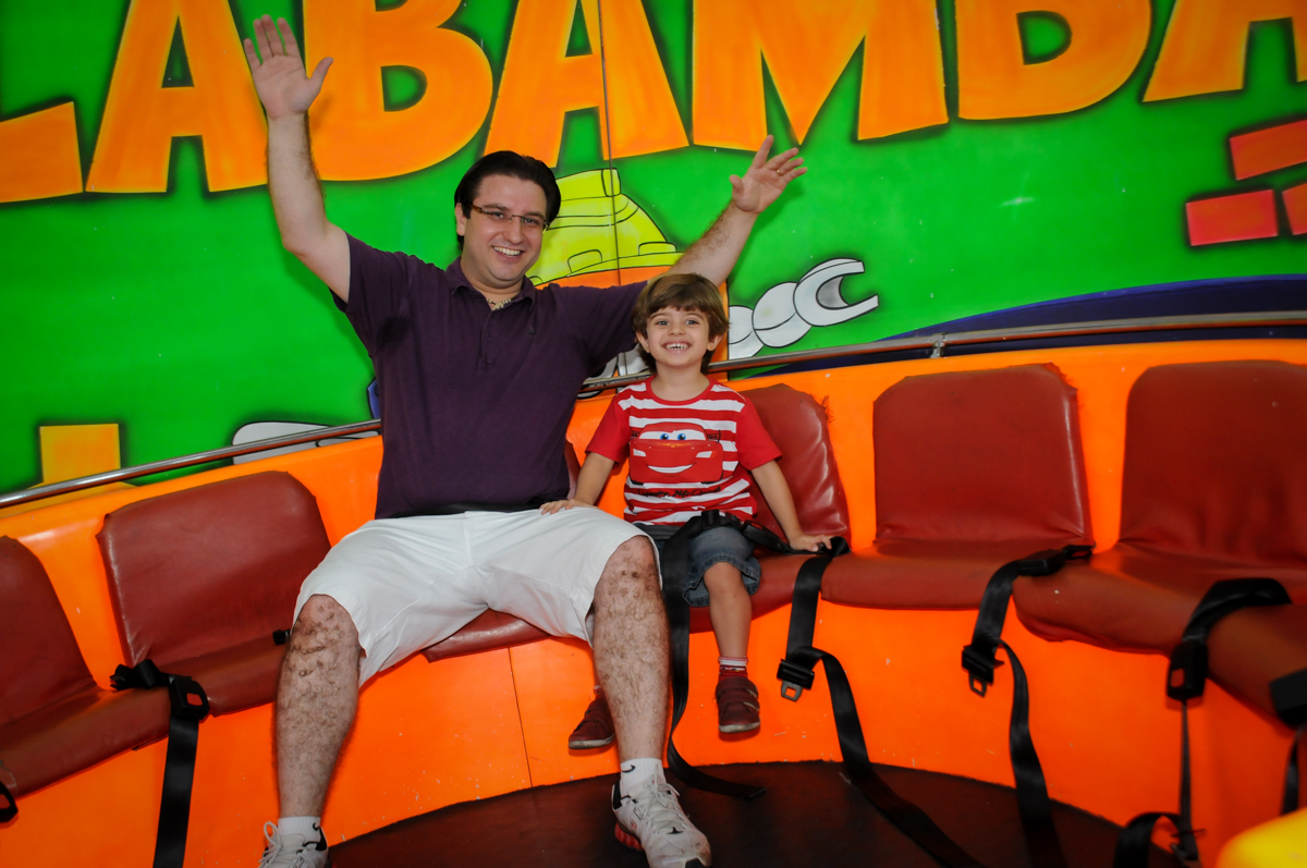 bagunça no labamba no Buffet Fábrica da Alegria, Morumbi, SP. festa infantil, Samuel 4 anos, tema Carros