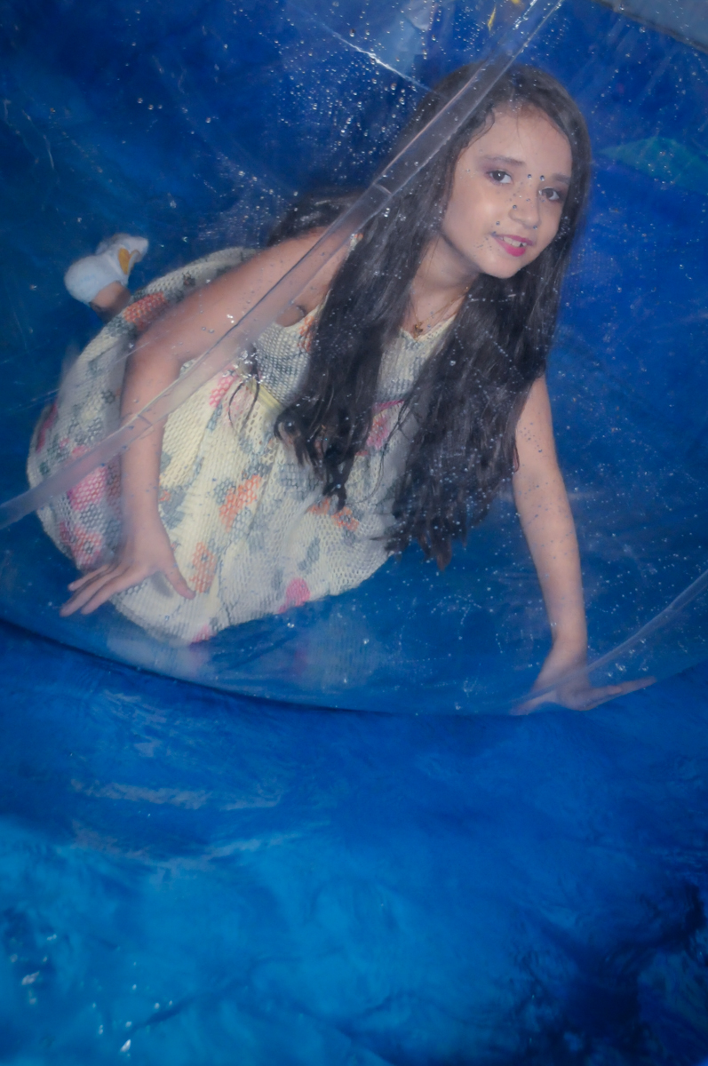 mais brincadeiras no aquabool no Buffet Fábrica da Alegria, Osasco,Sp, Festa infantil, Vitória 8 anos, tema da festa Cinderela