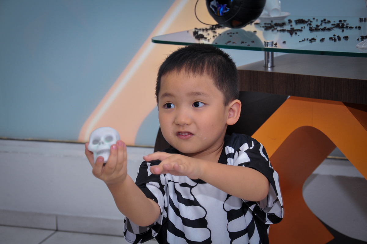 final de festa no Buffet Megauê, Moema, SP, festa de aniversário infantil de Eduardo 5 anos, tema da festa Weloween