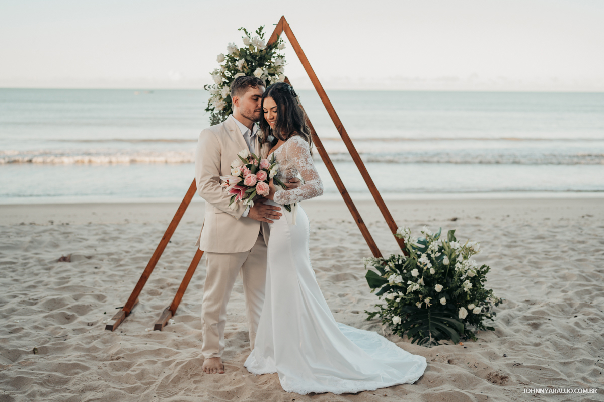 Trajes dos noivos de casamento