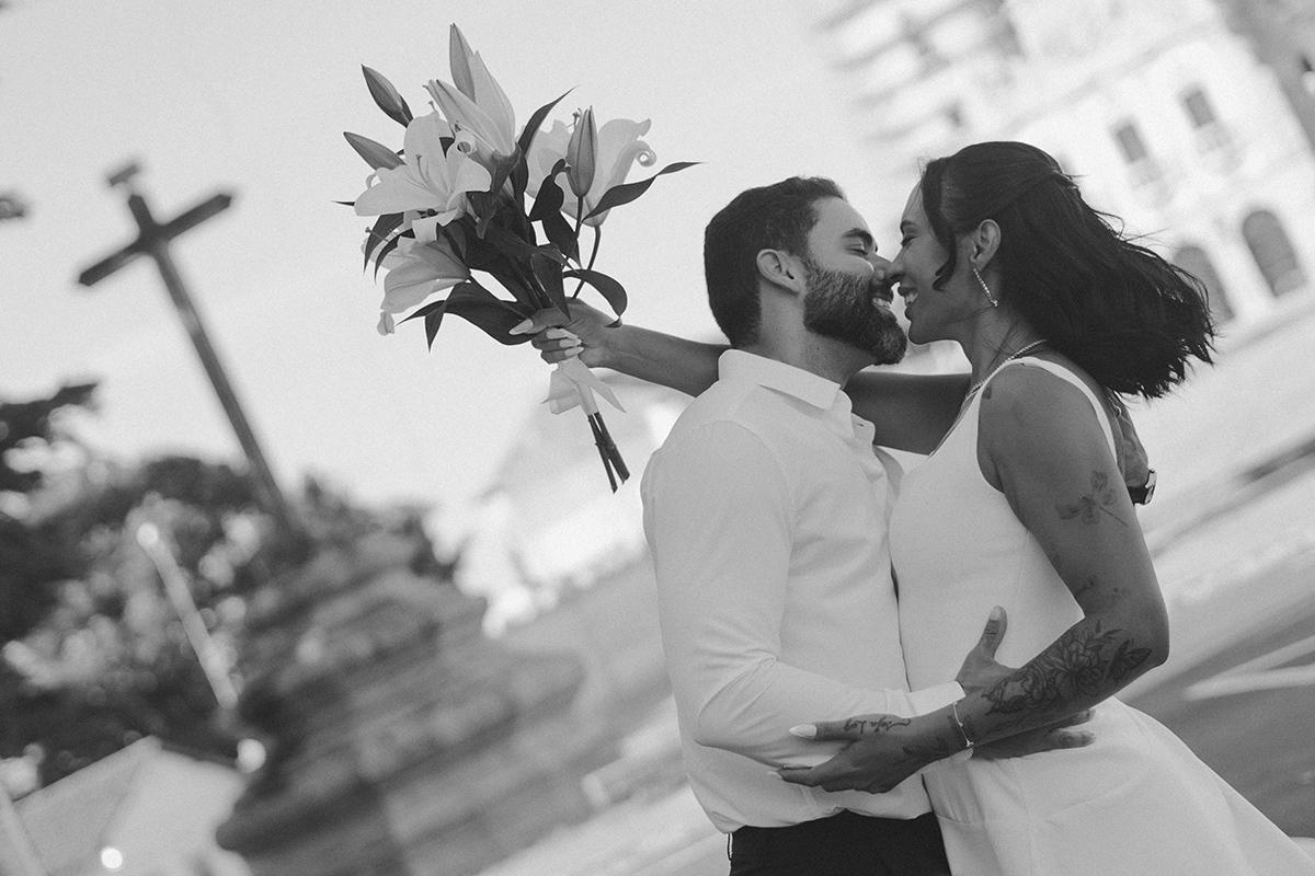 Ensaio pré-wedding em João Pessoa para casais que querem eternizar o amor de forma leve e natural. Fotografias autênticas, com direção profissional e cenários incríveis.