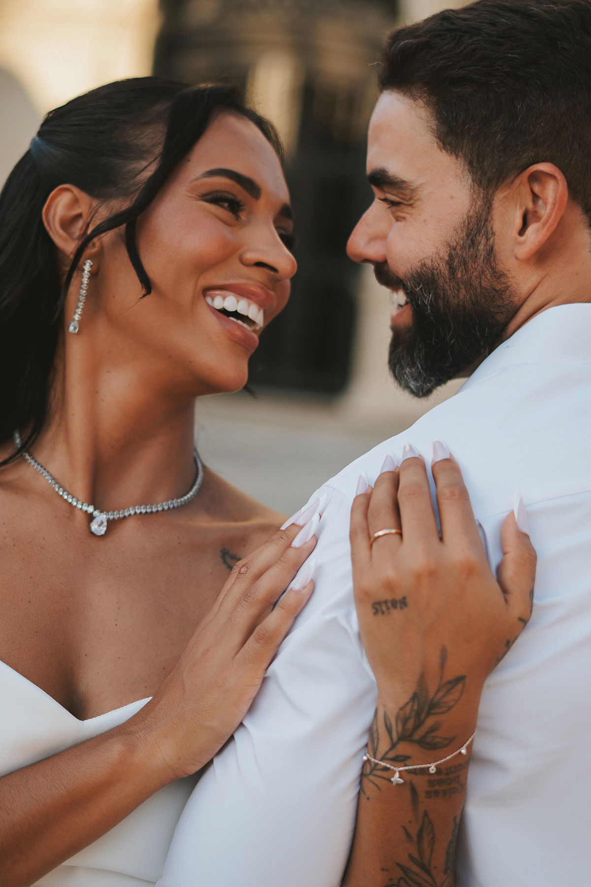 Crie memórias únicas com um ensaio pré-wedding em cenários paradisíacos de João Pessoa. Amor, luz e conexão.