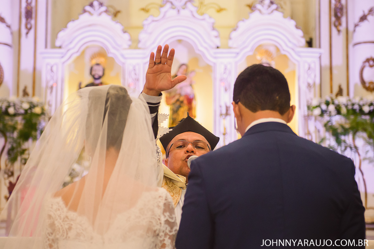 benção do padre no casamento