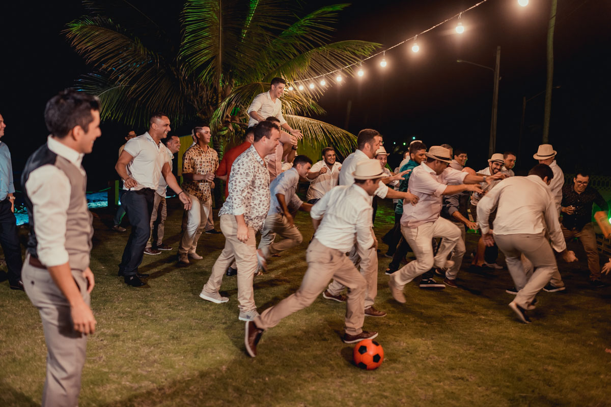 momento de pegar a bebida