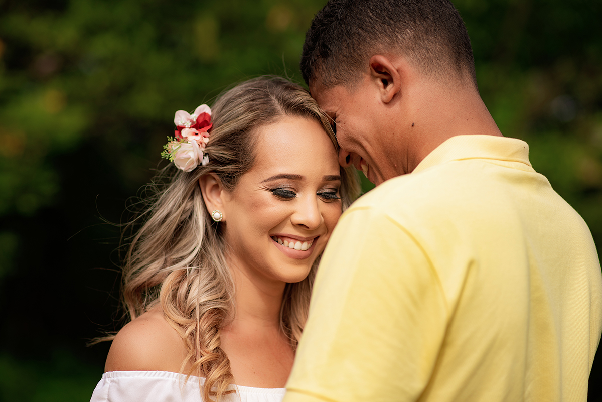 Ensaio Romântico dos Noivos Nayara e Jeferson. no Jardim Botânico em João Pessoa PB