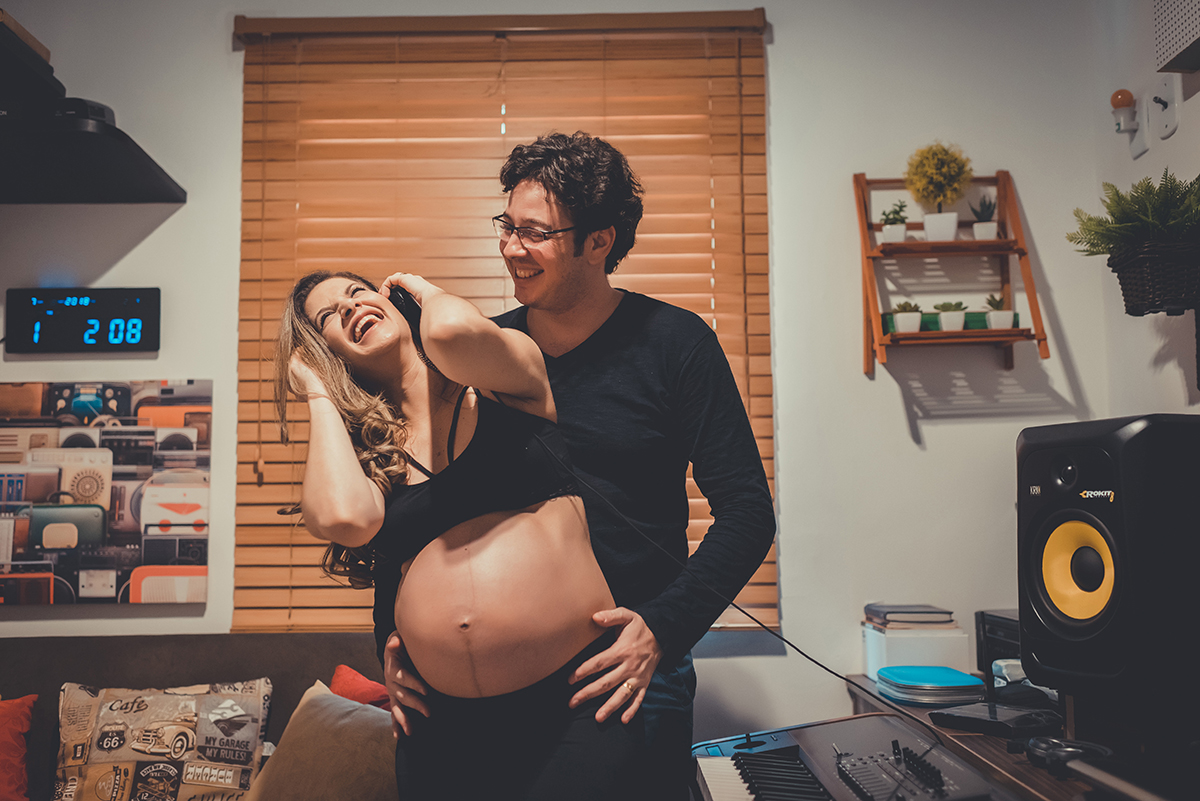 o casal que vive da musica