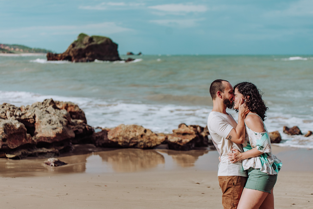 Ensaio de Bodas, na Praia de Coqueirinho - PB