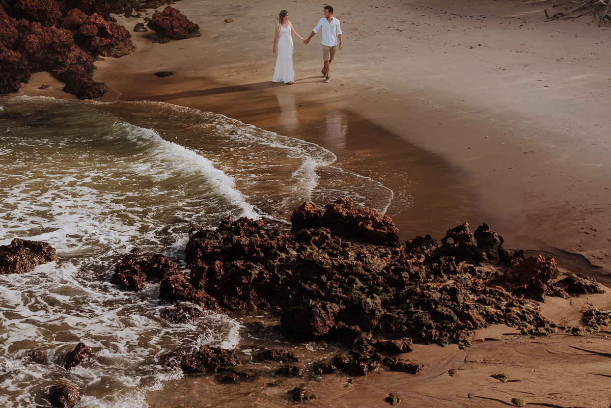 Ensaio de noivado na praia da Marcela no município do conde Pb em João Pessoa Pb