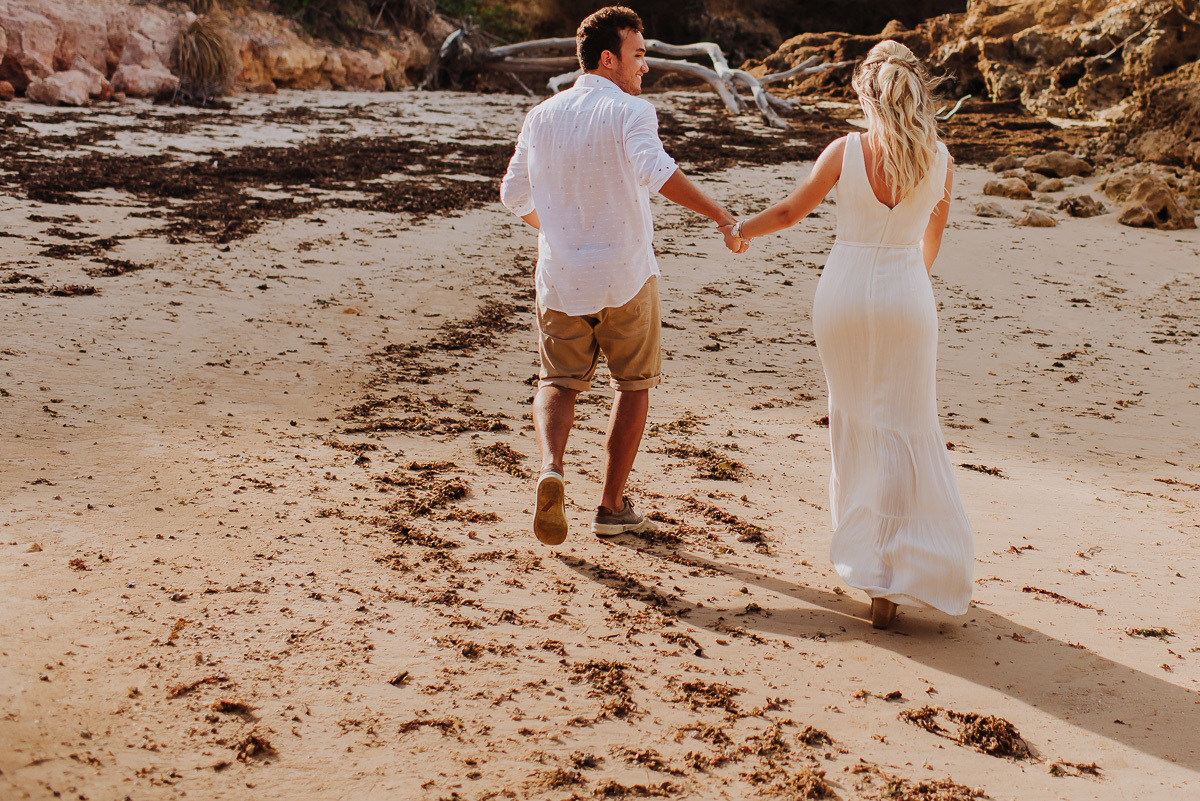 Ensaio de noivado na praia da Marcela no município do conde Pb 