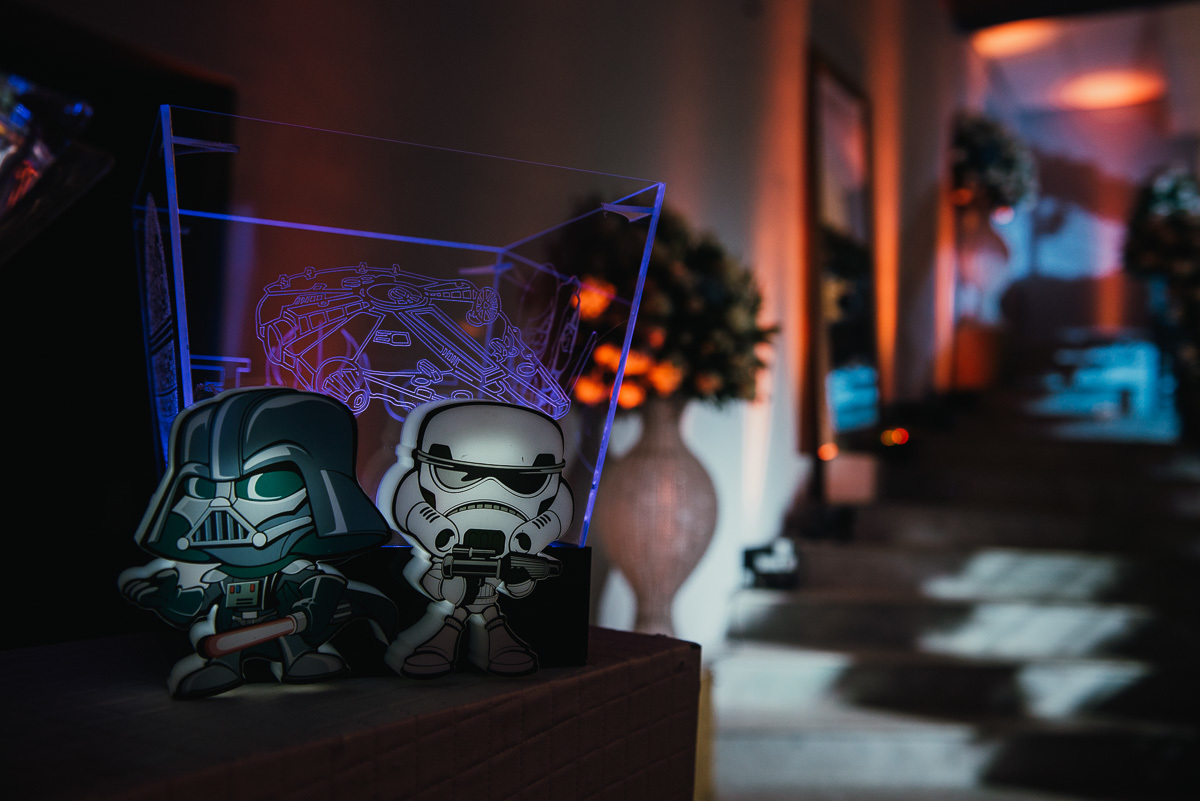 detalhes de um casamento temático 