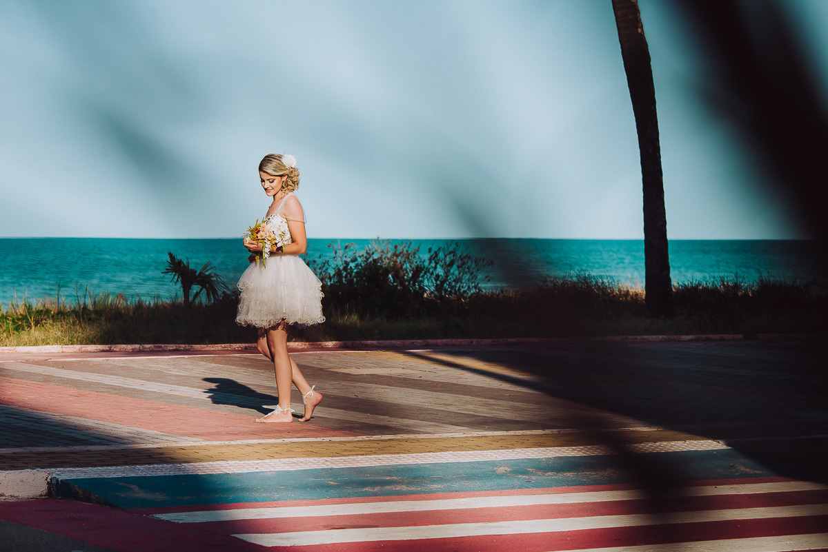 Ensaio da noiva no calçadão da praia. João Pessoa Paraíba