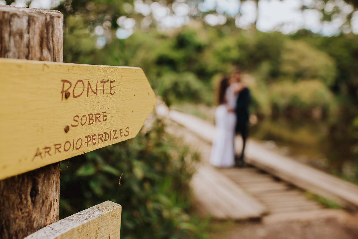 travessia de uma pequena ponte do Rio Arroio Perdizes.