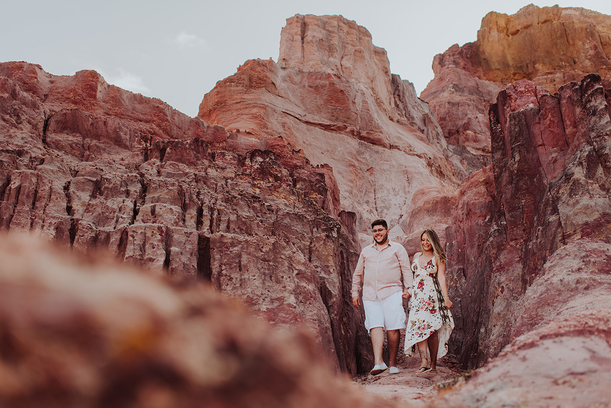 Ensaio dos noivos nas falésias de coqueirinho