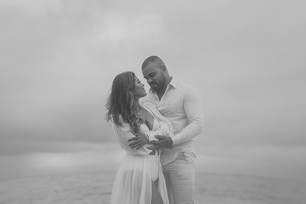 Ensaio de casal na chuva