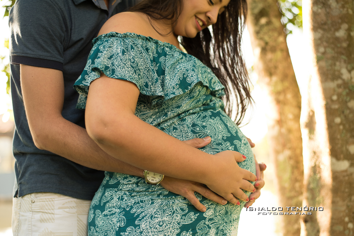 gestante, ensaio de gestante, casal, família, espera de bebê, casal apaixonado, joinville, santa catarina