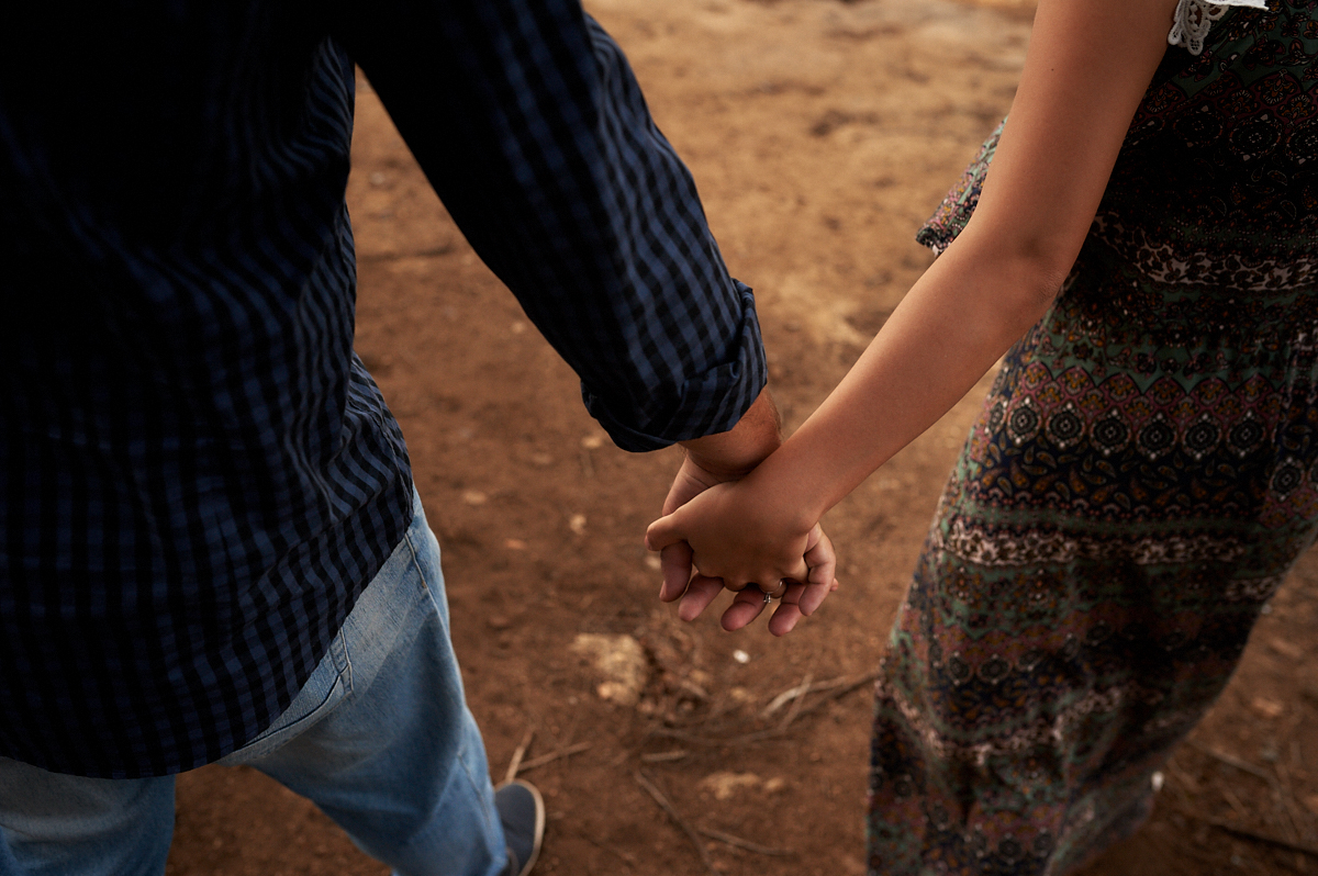 ensaio ana paula e Felipe no por do sol em Fagundes pedra de santo antonio por 4Mãos Fotografias 4 Mãos