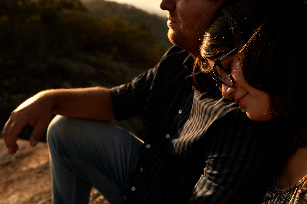ensaio ana paula e Felipe no por do sol em Fagundes pedra de santo antonio por 4Mãos Fotografias 4 Mãos