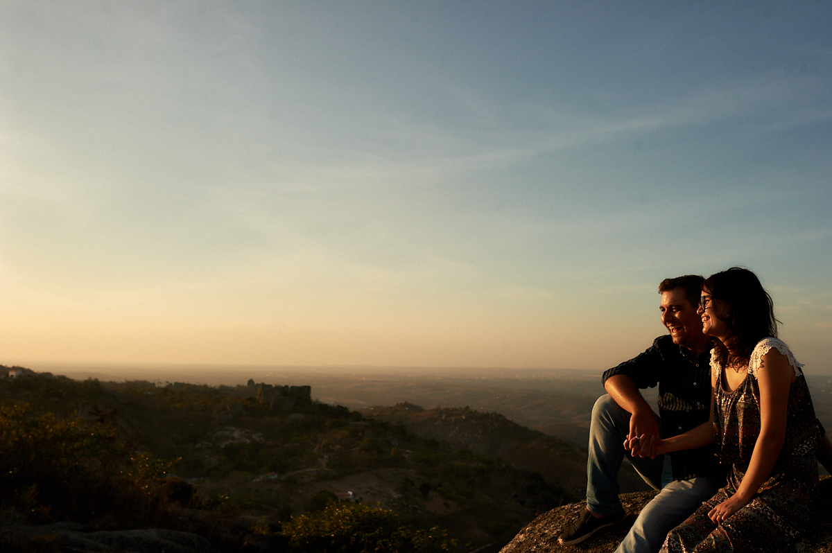 ensaio ana paula e Felipe no por do sol em Fagundes pedra de santo antonio por 4Mãos Fotografias 4 Mãos