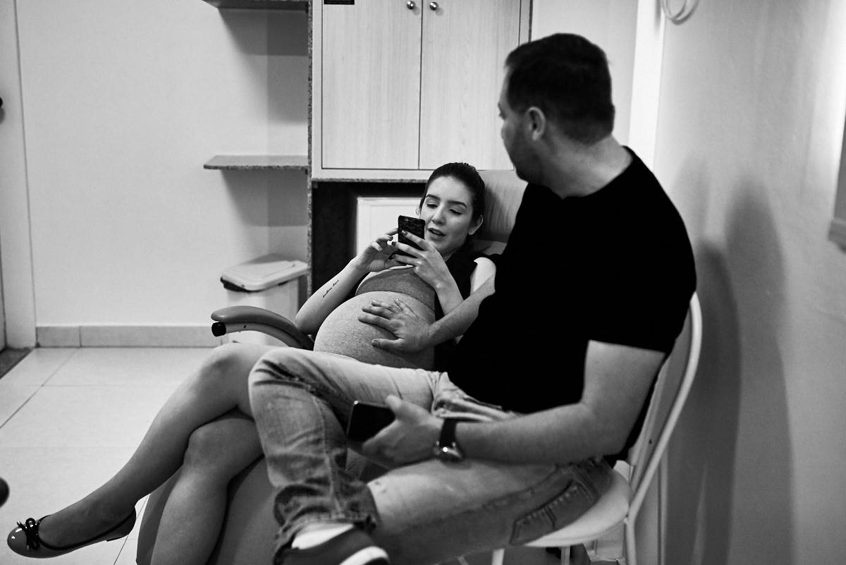 fotografia de parto, foto preto e branco, fotografia humana, 4Mãos fotografias