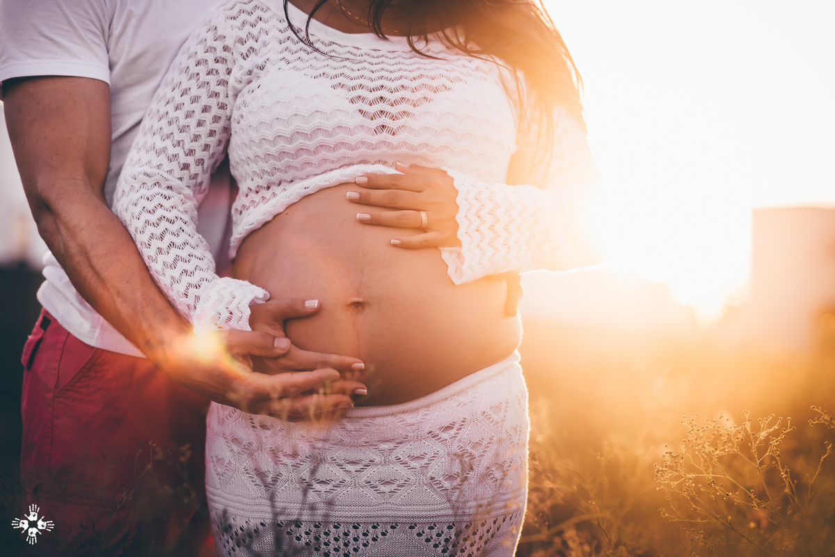 foto de gravida, gravidez, fotografia de gestante, foto de gestante, gestante, pregnant, pregnant photo, fotografia em preto e branco, fotografo de gravida,