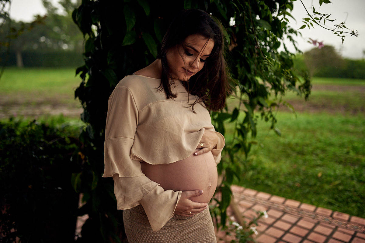 foto de gestante, 4Mãos Fotografias, foto de gestante com lingerie