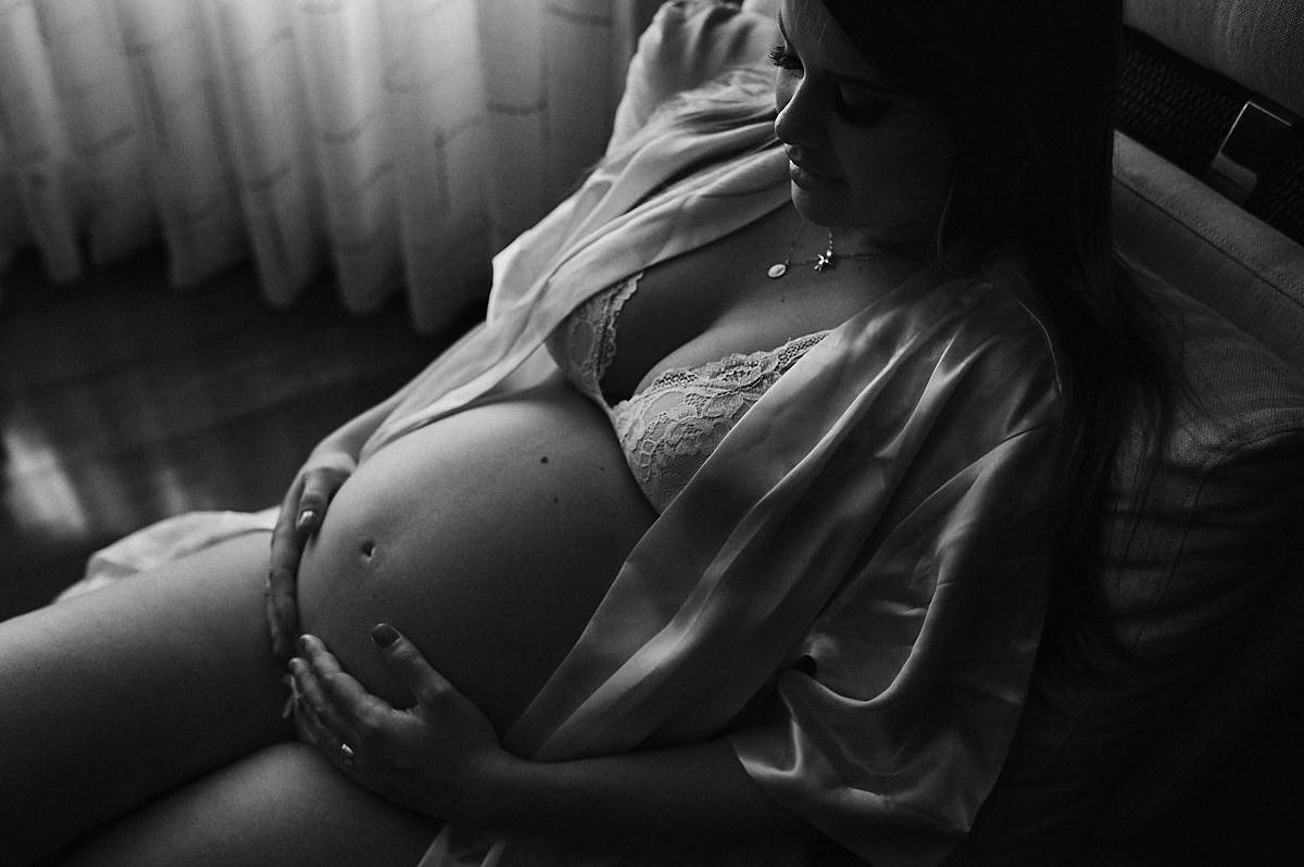 ensaio gestante ao ar livre com casal por do solensaio gestante ao ar livre com casal por do solensaio gestante ao ar livre com casal por do sol