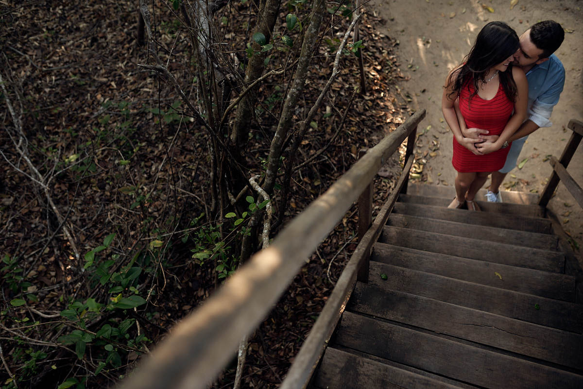 ensaio na praia de pipa, rio grande do norte, ao pé da escada