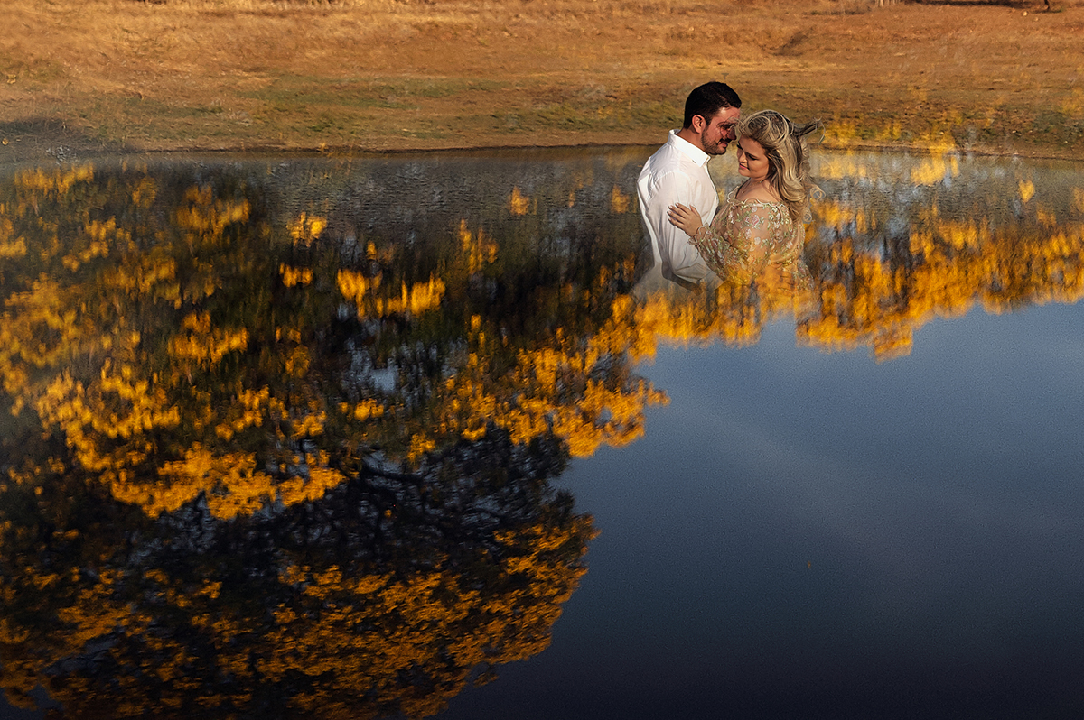 ensaio paula e junior por 4Mãos fotografias, por do sol, lago e céu