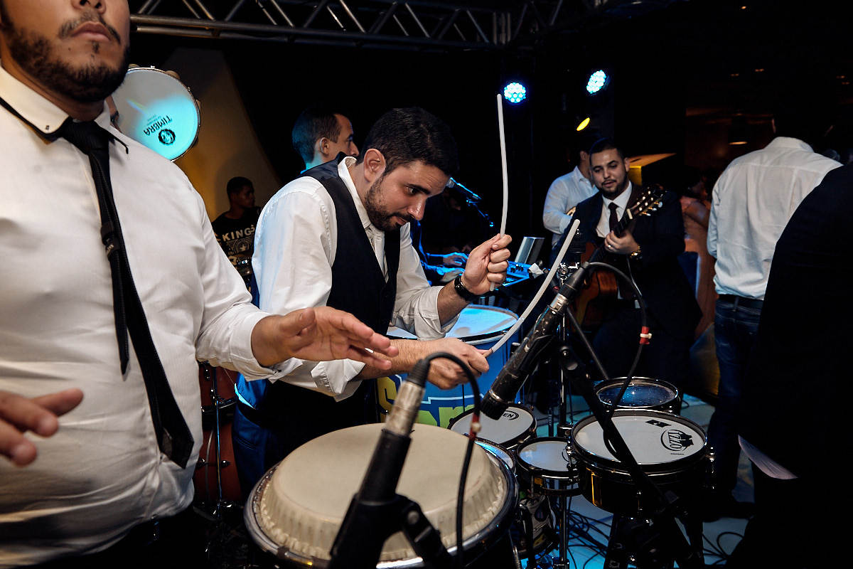 casamento paula e Adilson por 4Mãos Fotografias, festa rolando