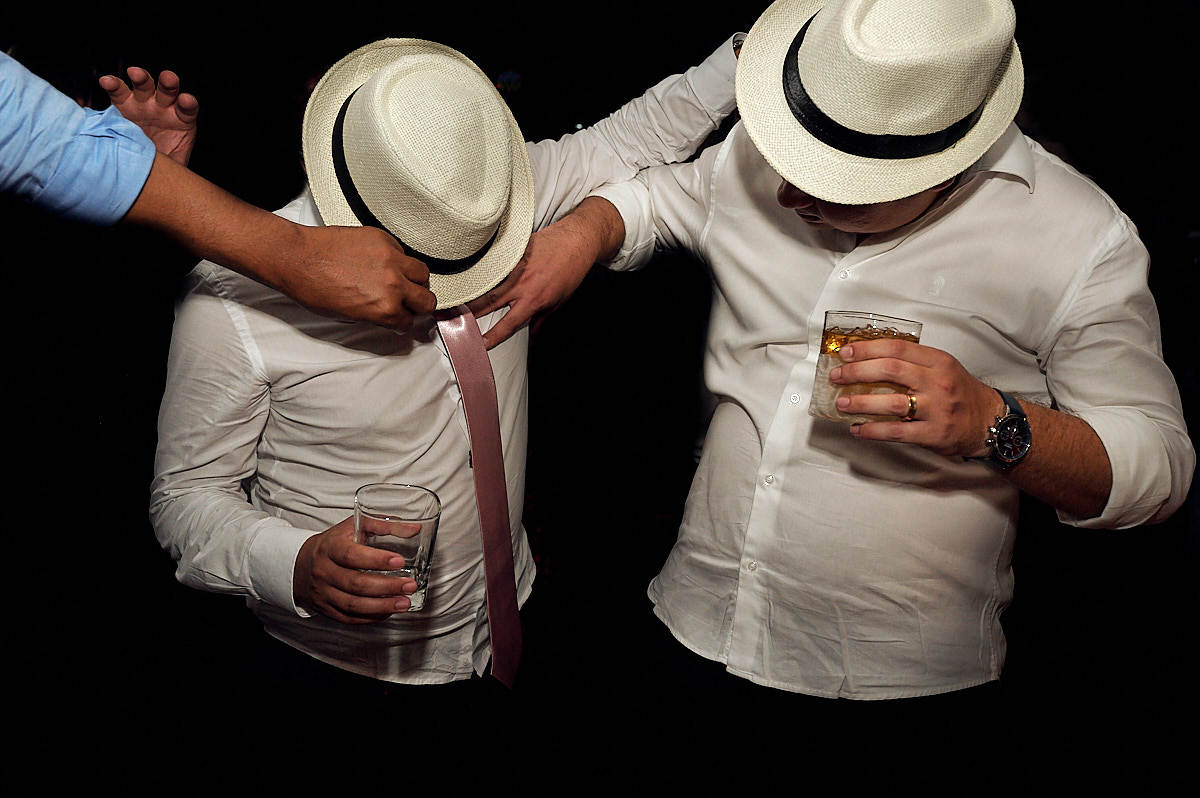 casamento paula e Adilson por 4Mãos Fotografias, festa rolando