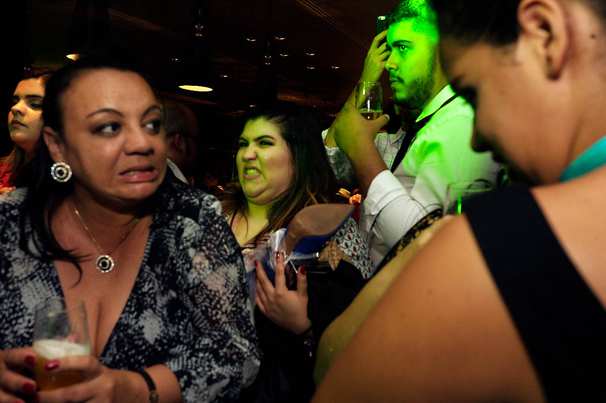 casamento paula e Adilson por 4Mãos Fotografias, festa rolando