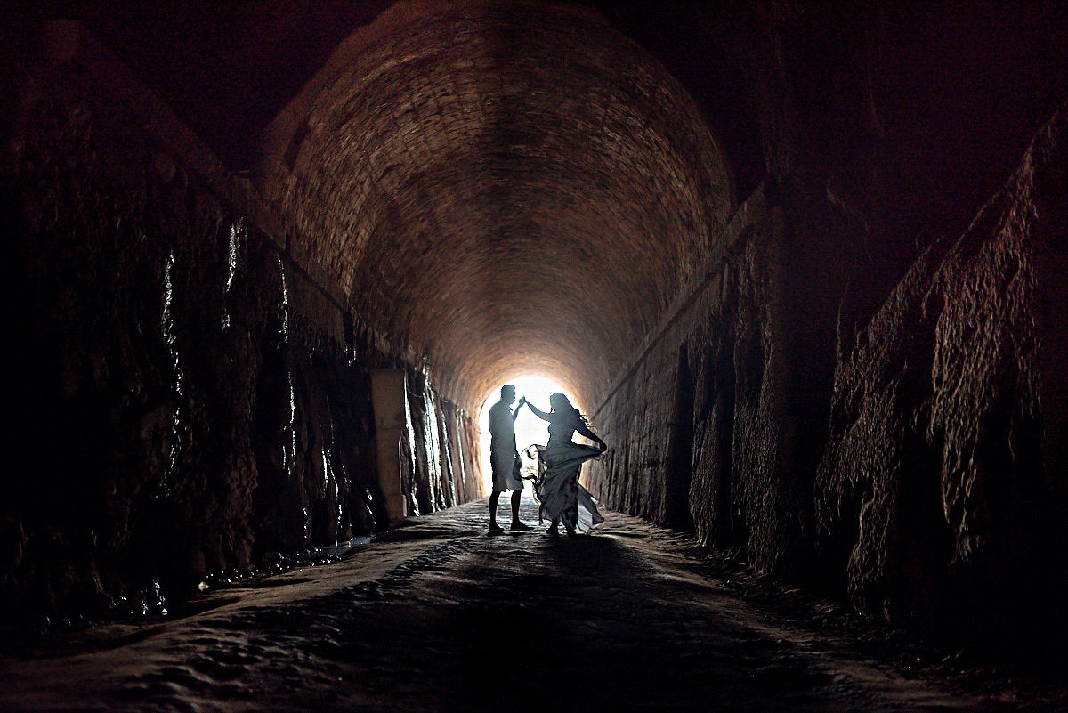 ensaio de Mayara e Cássio em Bananeiras, bica dos cocos, na entrada do túnel