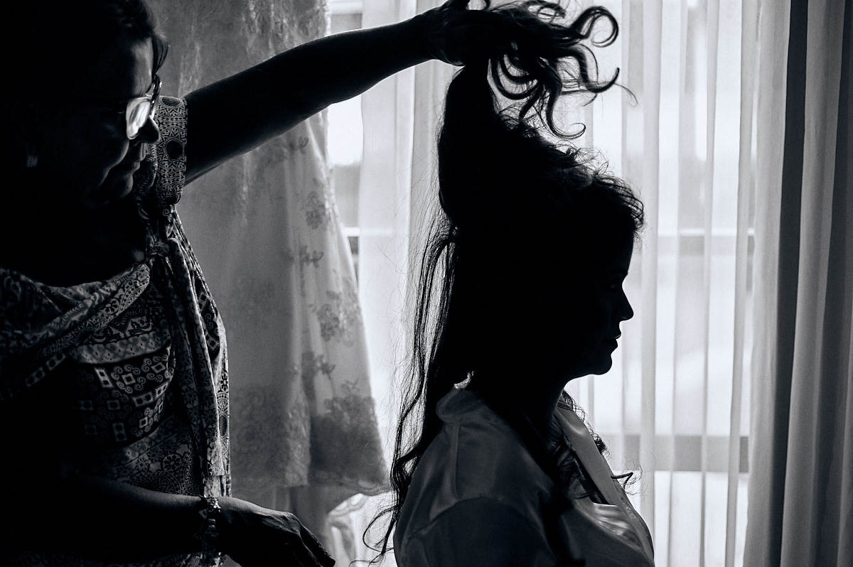 casamento luana e neto em João Pessoa Paraíba, noiva no making of, foto em preto e branco, 