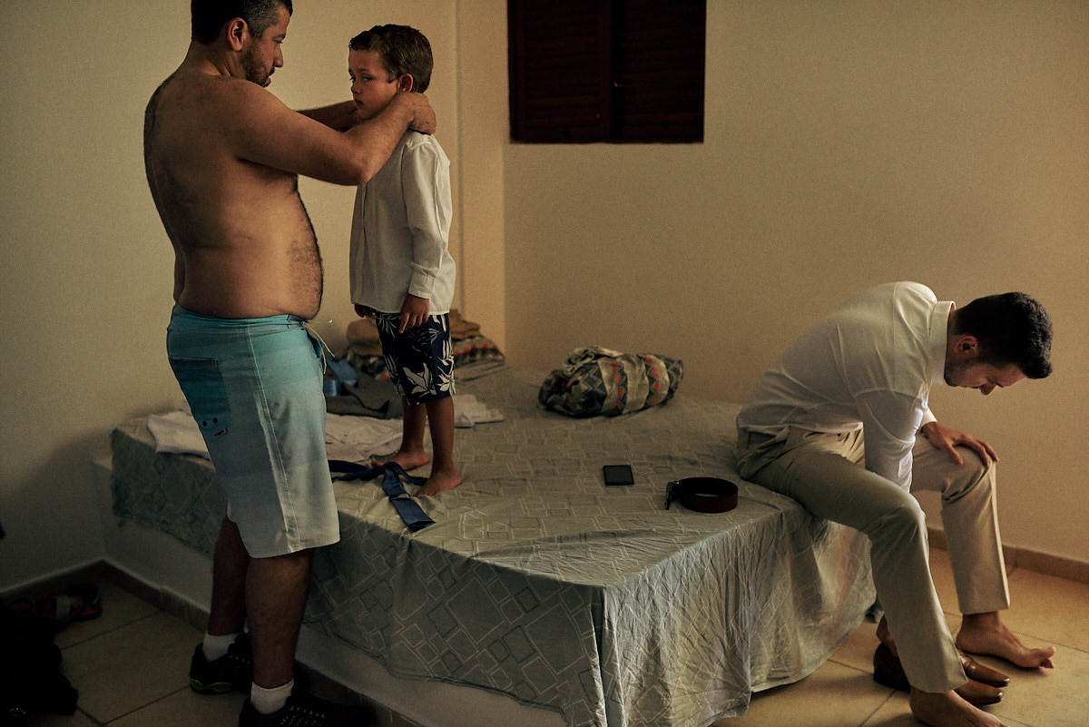 casamento luana e neto em João Pessoa Paraíba, noivo no making of se arrumando