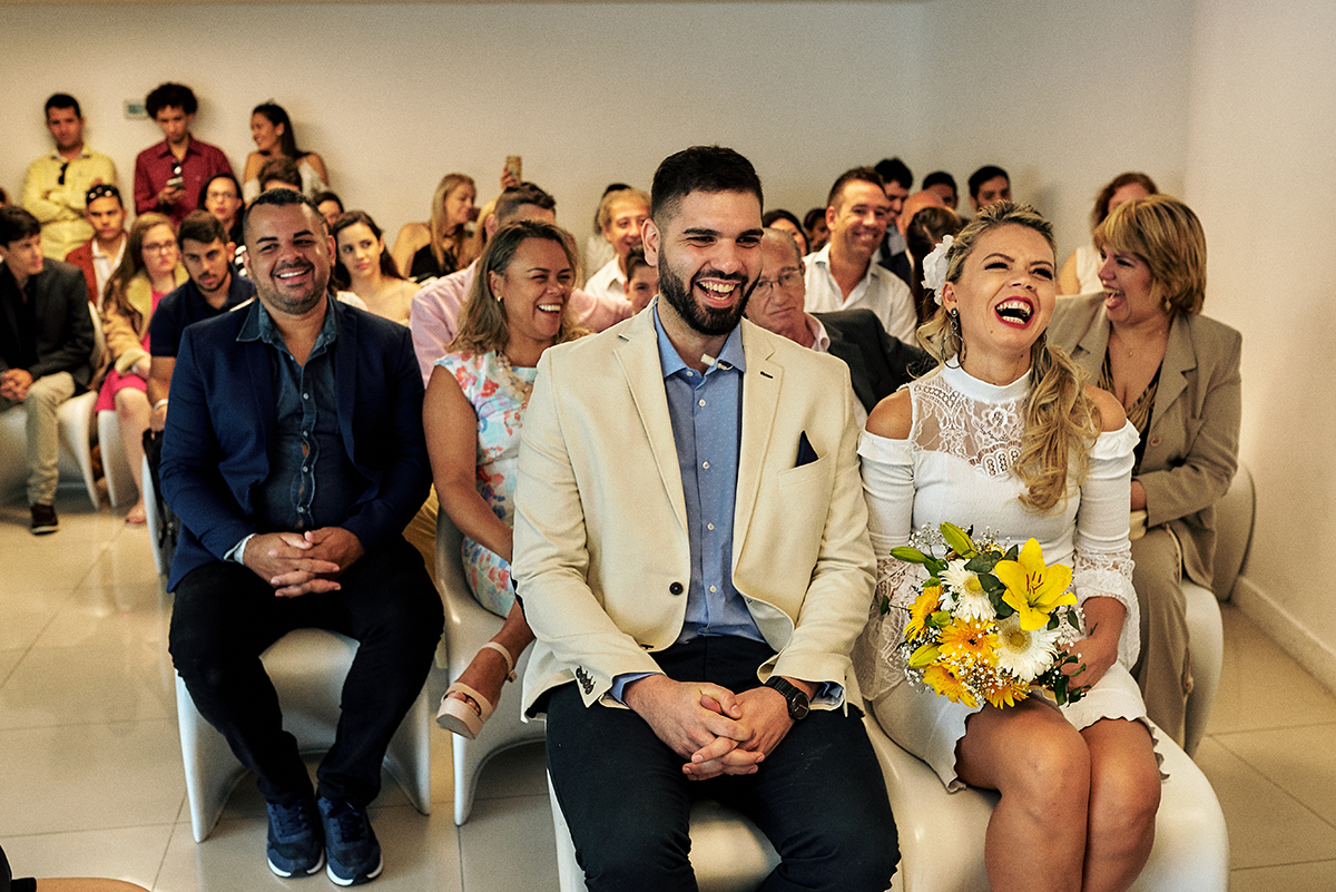 casamento na argentina por 4Mãos Fotografias casamento civil casal sorrindo