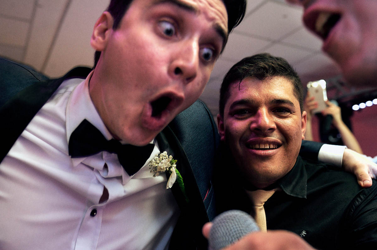 casamento Ohana e Igor por 4Mãos Fotografias, festa rolando