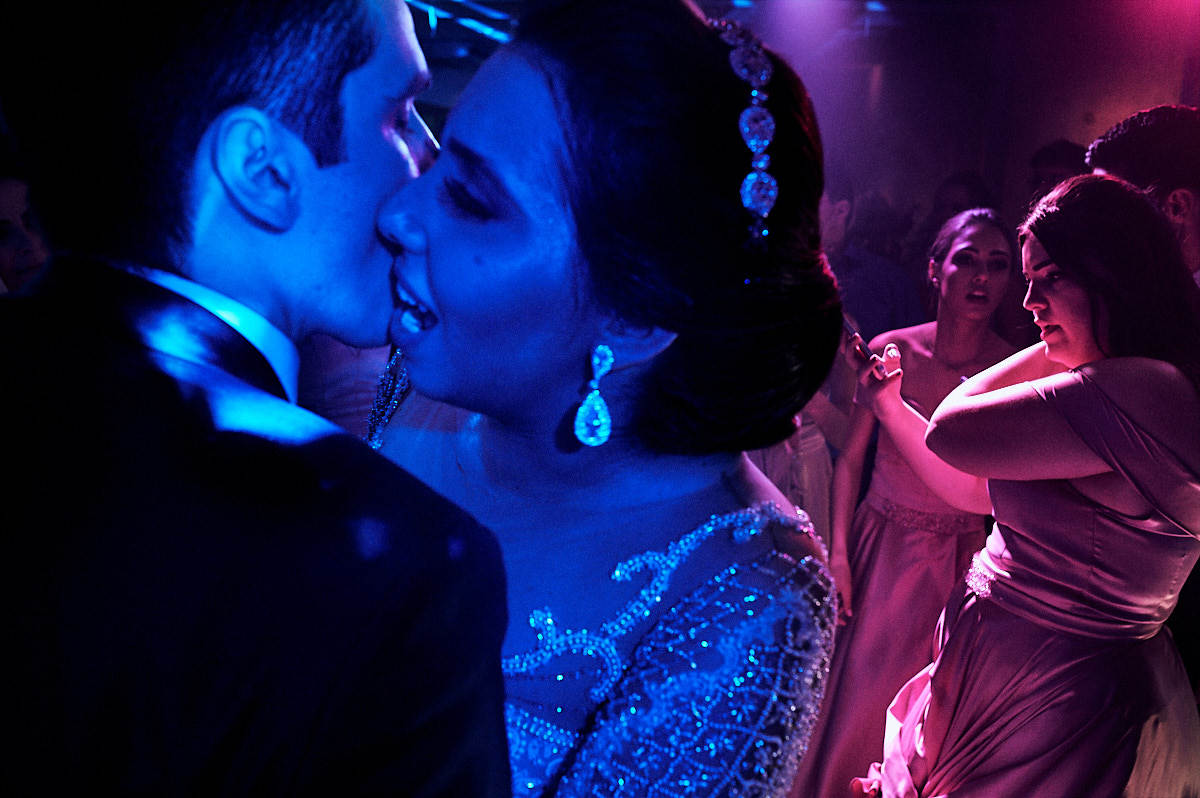 casamento Ohana e Igor por 4Mãos Fotografias, festa rolando