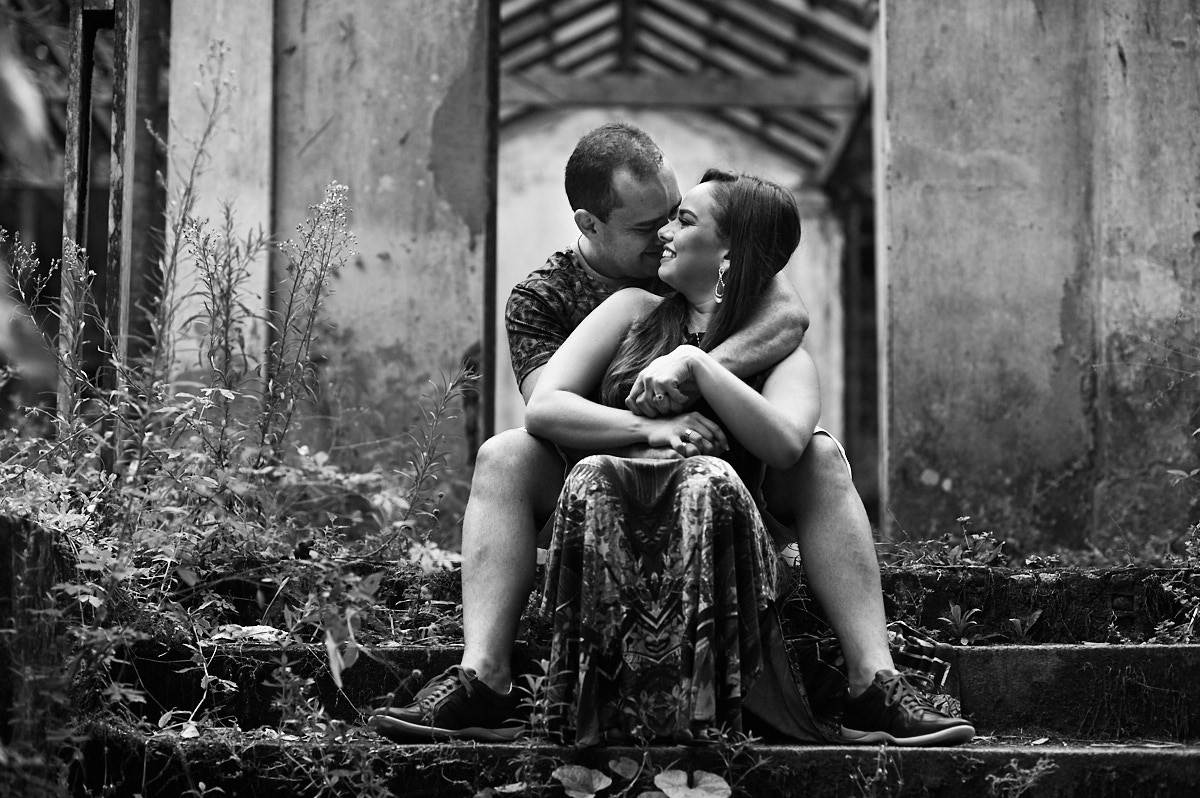 ensaio de katy e thairo no preceding em Campina Grande, Areia. noivos no aeroporto Joao suassuna