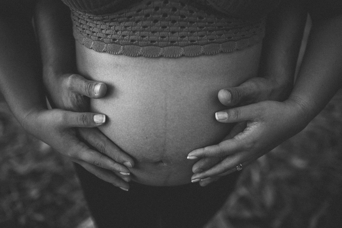 foto de gravida, gravidez, fotografia de gestante, foto de gestante, gestante, pregnant, pregnant photo, fotografia em preto e branco, fotografo de gravida,