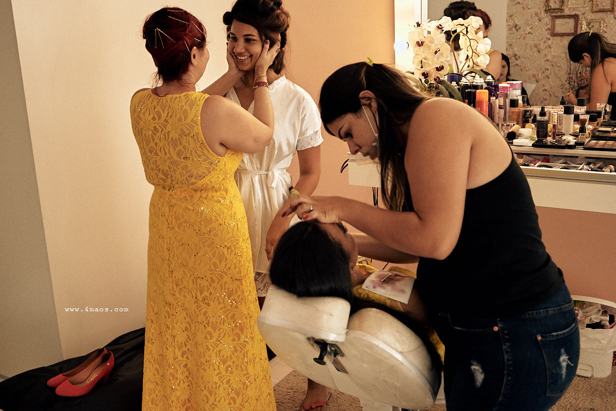 casamento dani e gleiber, 4mãos fotografias, Campina Grande, making of da noiva com as madrinhas de vestido amarelo