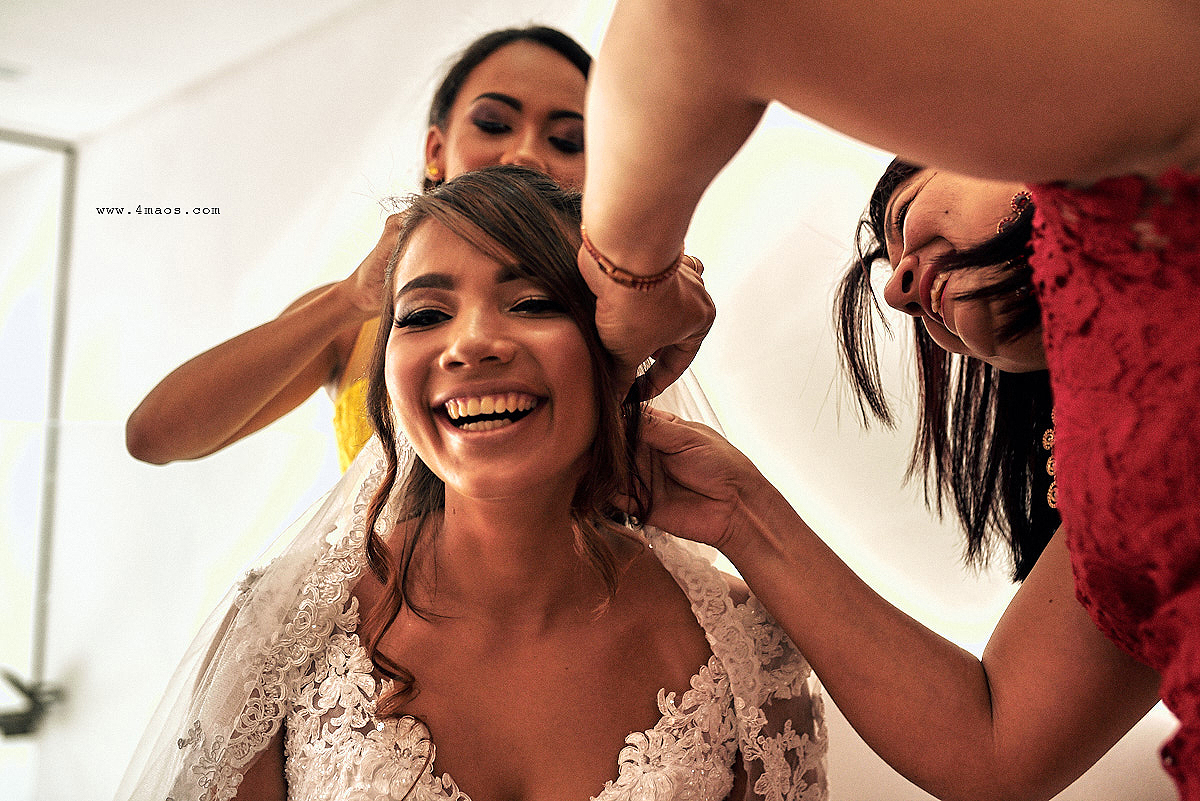 casamento dani e gleiber, 4mãos fotografias, Campina Grande, making of da noiva com as madrinhas de vestido amarelo